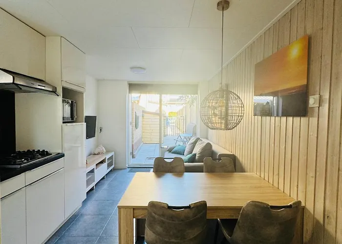 Beachhouse R&m Noordwijk